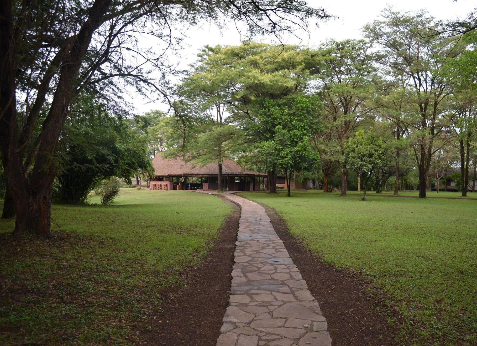 Вилла Basecamp Masai Mara Talek Экстерьер фото